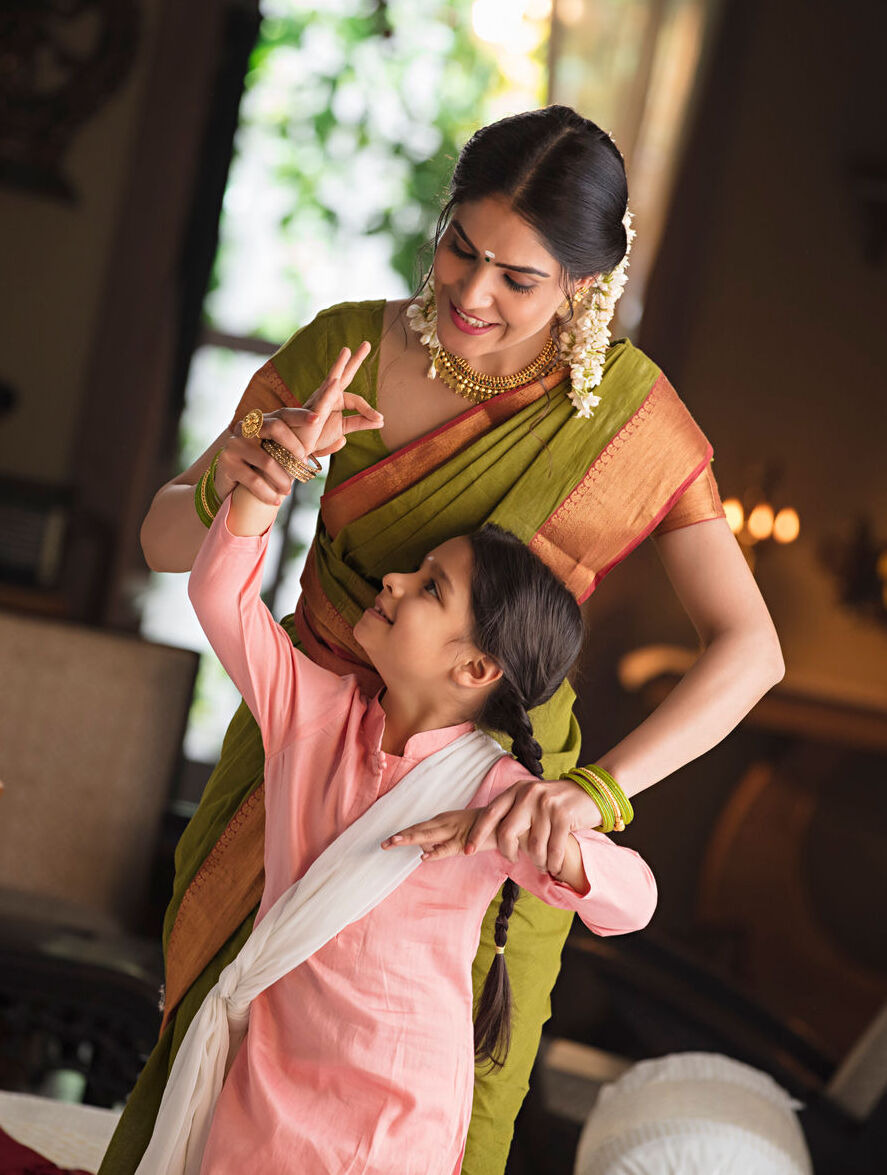 heroimage_girl_training